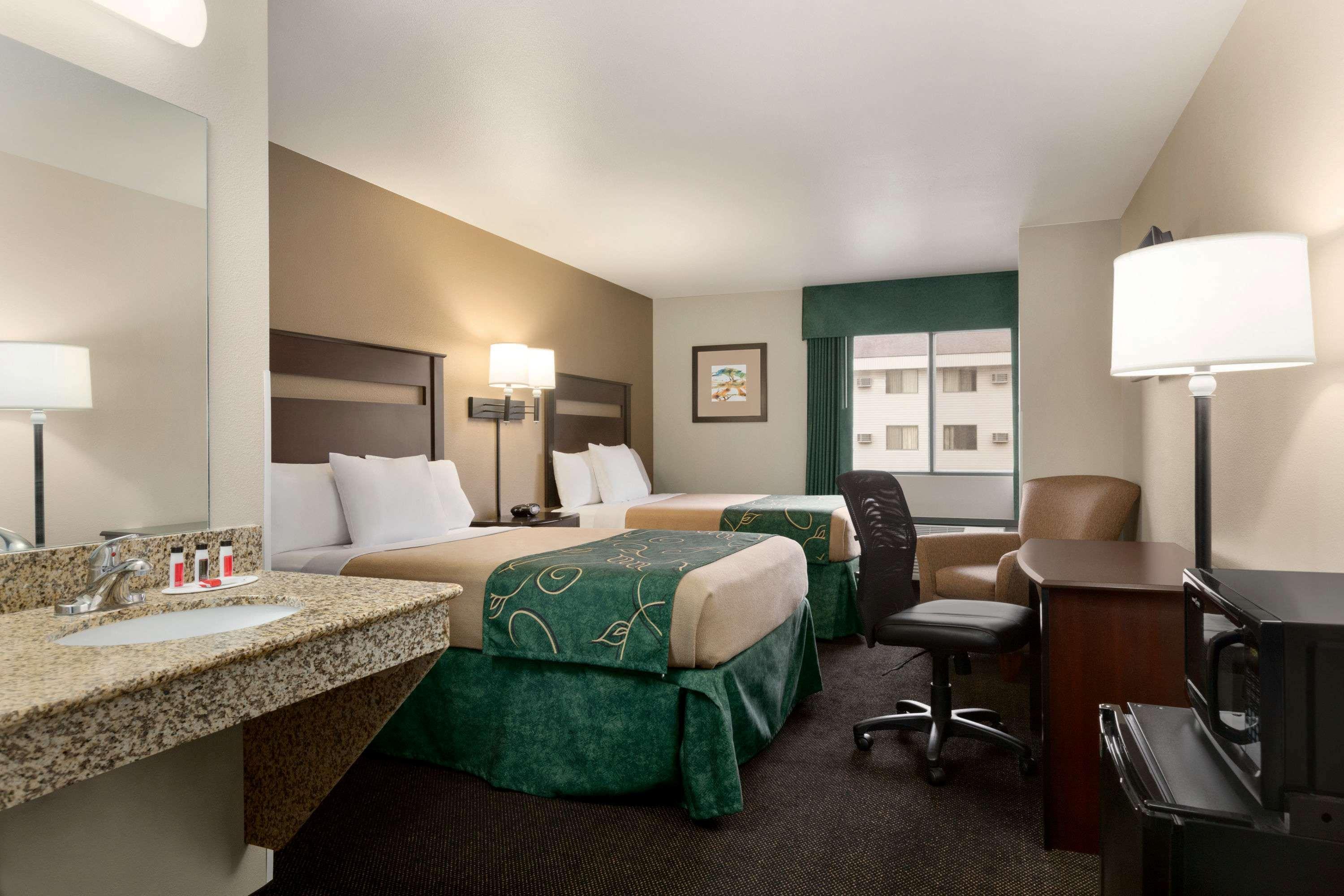 Baymont By Wyndham Glendive Hotel Kültér fotó