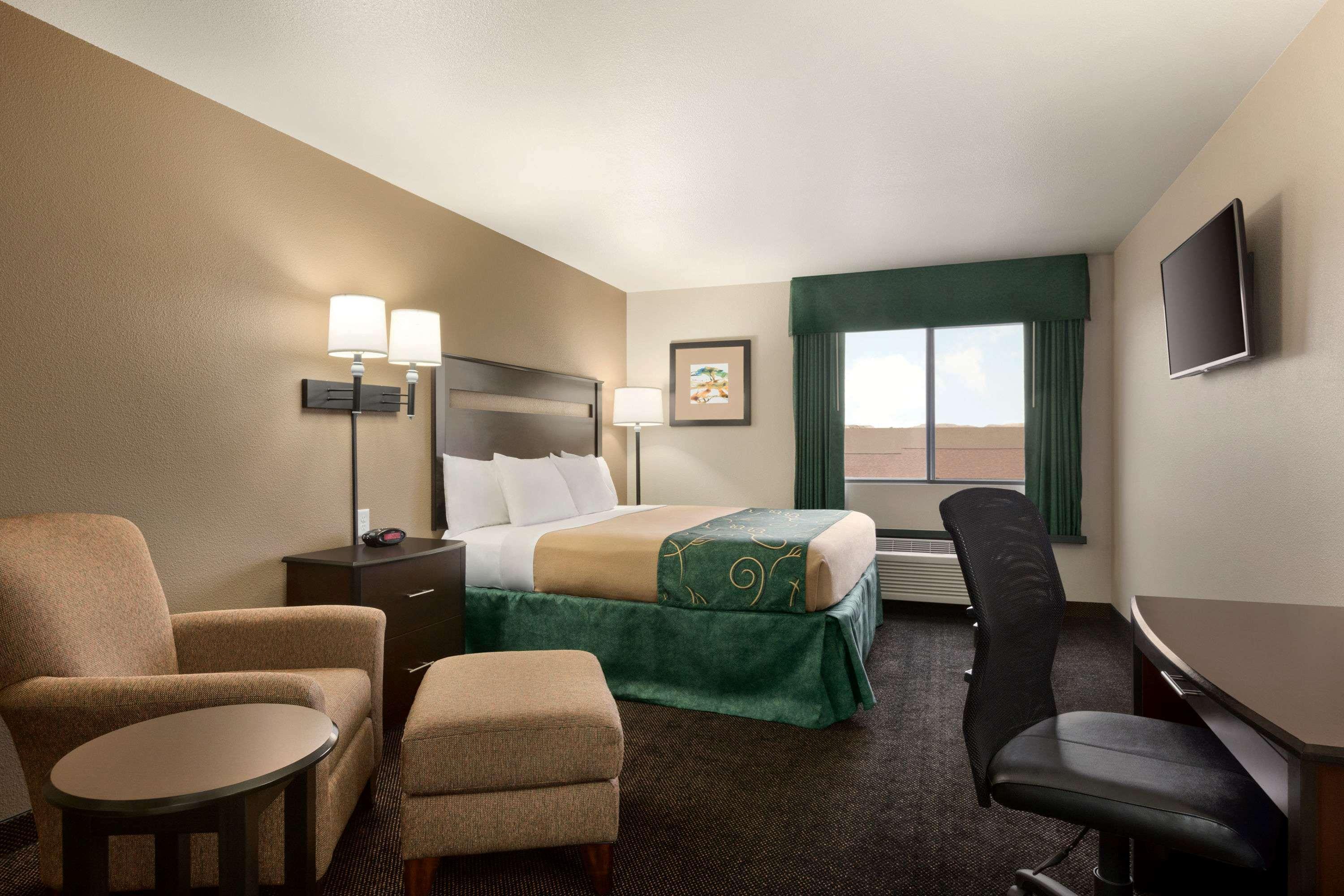 Baymont By Wyndham Glendive Hotel Kültér fotó